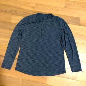 Men Lululemon Long Sleeve Henley - Large